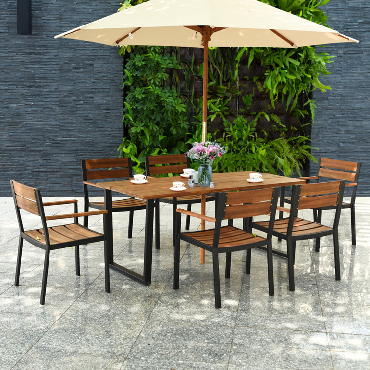 Garden table set online with umbrella